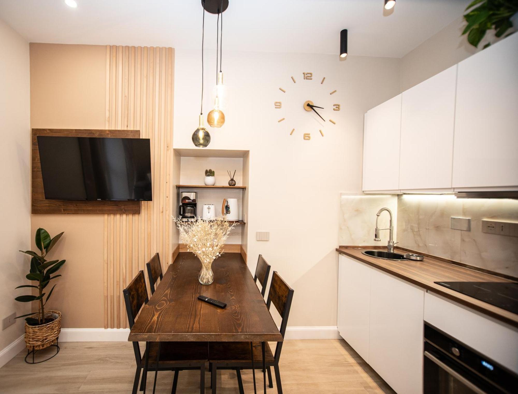 Leon Modern Near Subway - Ground Floor Appartamento Roma
